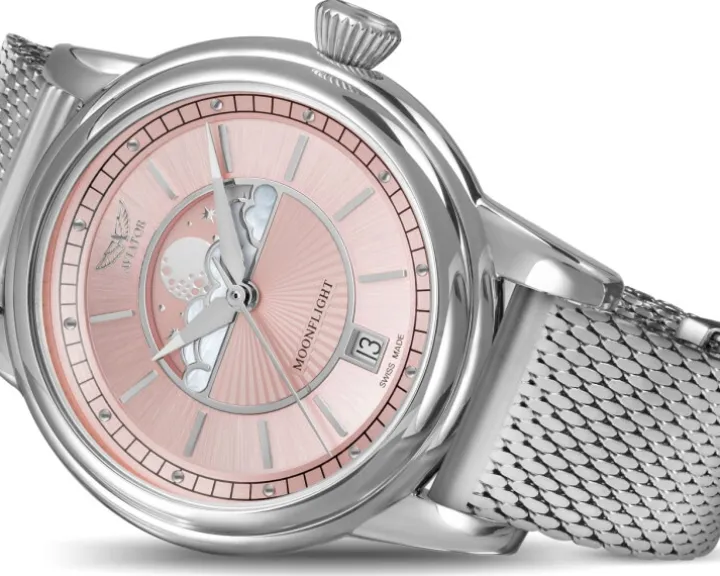 Aviator Douglas Moonflight