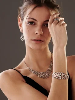 Bransoletka z białego złota z brylantami i szafirami - próba 585