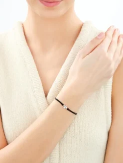 Bransoletka z elementami srebra - koniczyna