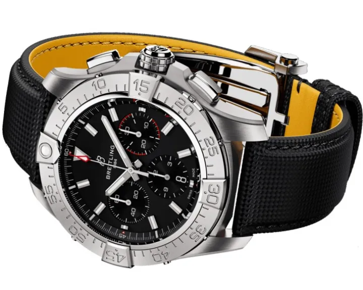 Breitling Avenger B01 Chronograph 44