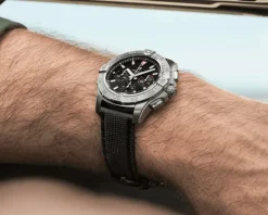 Breitling Avenger B01 Chronograph 44