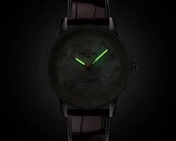 Breitling Navitimer 32