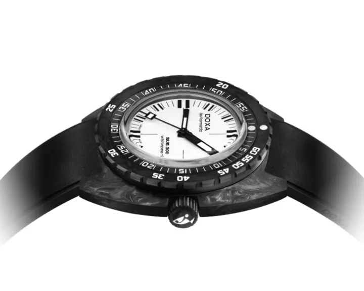 Doxa Sub SUB 300 CARBON WHITEPEARL