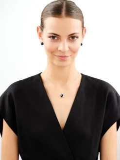 Kolczyki srebrne z cyrkoniami, szlifowanym szkłem i emalią - kwiaty