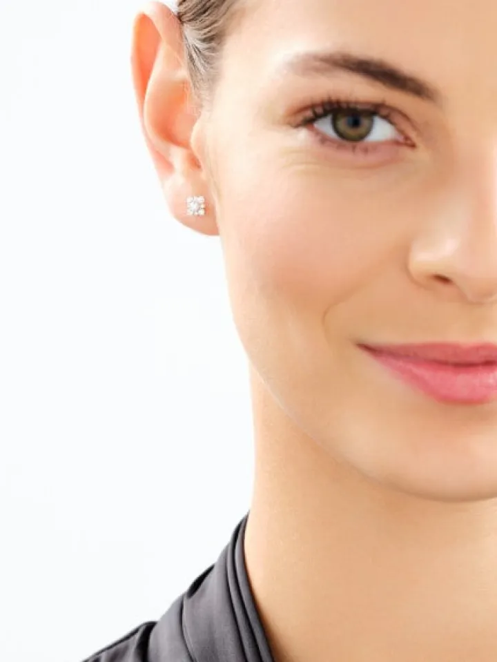 Kolczyki z białego złota z brylantami laboratoryjnymi - 0,50 ct - próba 585