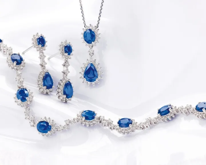 Kolczyki z białego złota z brylantami i szafirami - próba 585