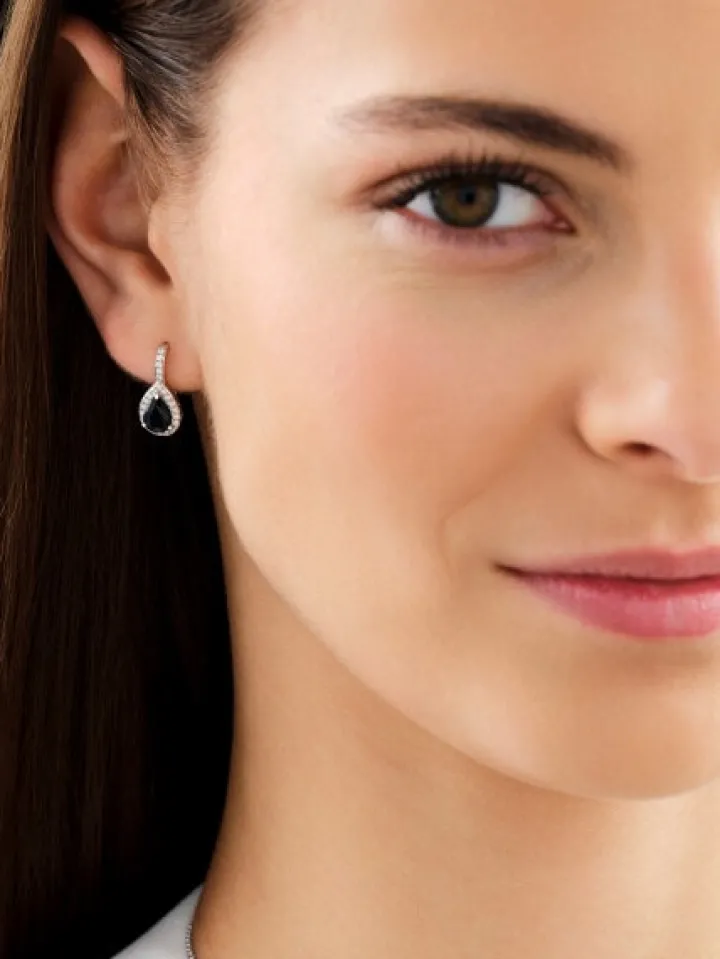 Kolczyki z białego złota z brylantami i szafirami - próba 585