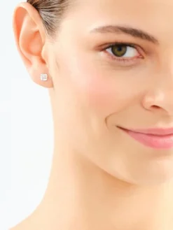 Kolczyki z białego złota z diamentami - 0,05 ct - próba 585