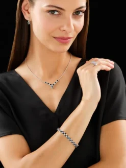 Kolczyki z białego złota z brylantami i szafirami - próba 585