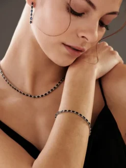 Kolczyki z białego złota z brylantami i szafirami - próba 585