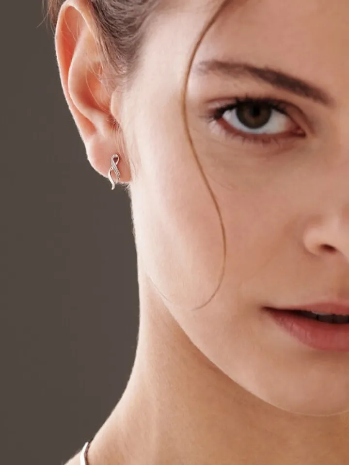 Kolczyki z białego złota z diamentami - 0,008 ct - próba 375