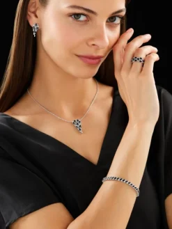 Kolczyki z białego złota z brylantami i szafirami - próba 585