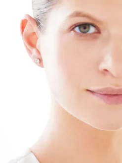 Kolczyki z białego złota z brylantami - 0,10 ct - próba 375