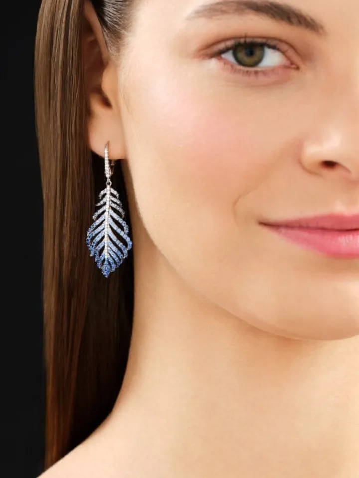 Kolczyki z białego złota z brylantami i szafirami cejlońskimi - piórka - próba 750