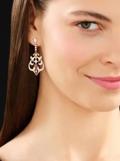 Kolczyki z żółtego złota z brylantami i rubinami - próba 585