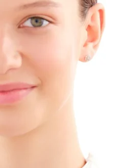 Kolczyki z żółtego złota z brylantami - kwiatki - 0,10 ct - próba 375