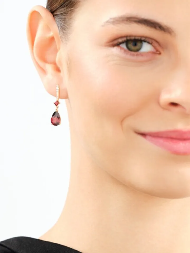 Kolczyki z żółtego złota z brylantami i granatami - próba 585