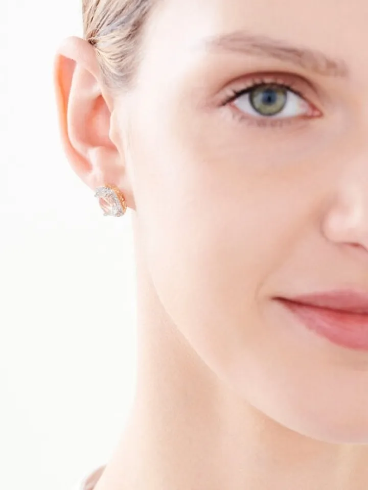 Kolczyki z żółtego złota z diamentami i topazami białymi - próba 585