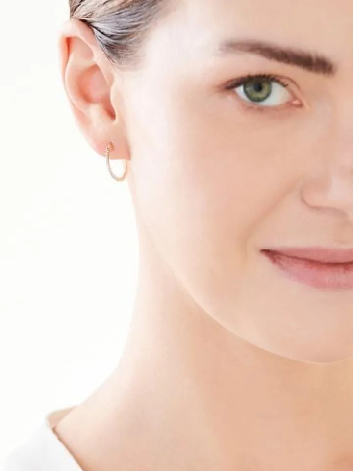 Kolczyki z żółtego złota z diamentami - koła - 0,04 ct - próba 375