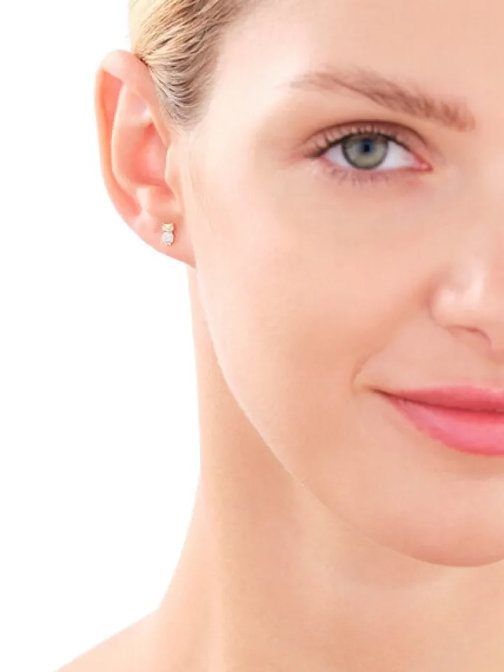 Kolczyki z żółtego złota z diamentami - sowy - 0,03 ct - próba 375