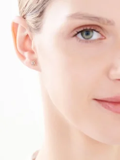 Kolczyki z żółtego złota z diamentami - kwiatki - 0,006 ct - próba 585