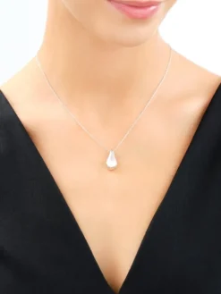 Naszyjnik srebrny - łezka