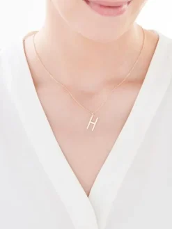 Naszyjnik srebrny - litera H