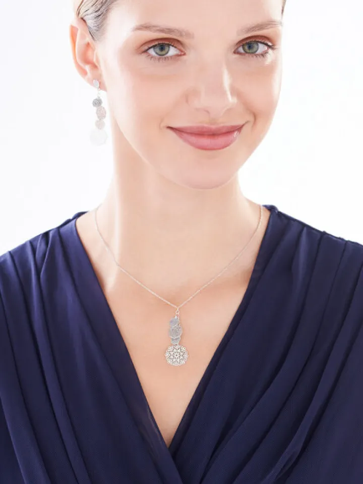 Naszyjnik srebrny - rozety