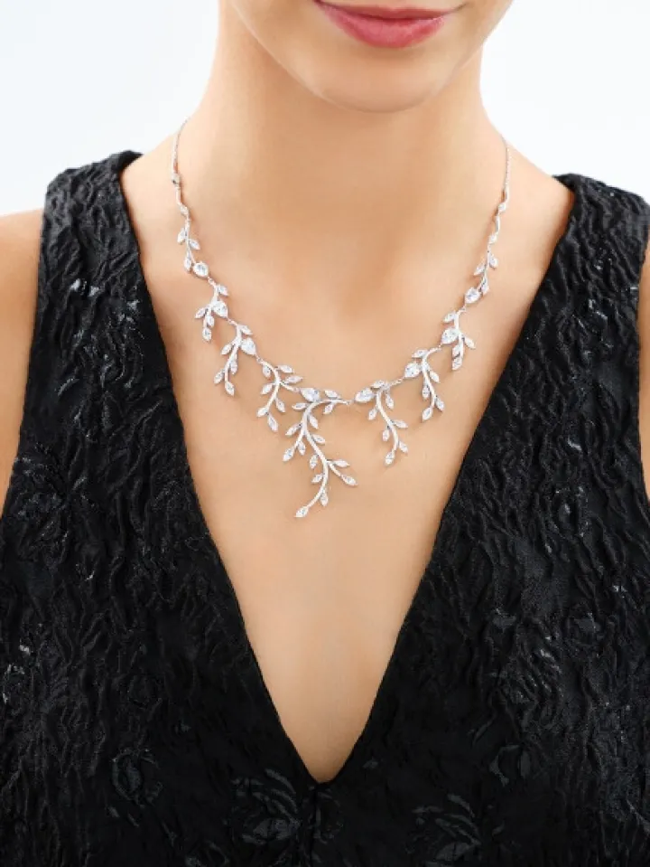 Naszyjnik srebrny z cyrkoniami - liście