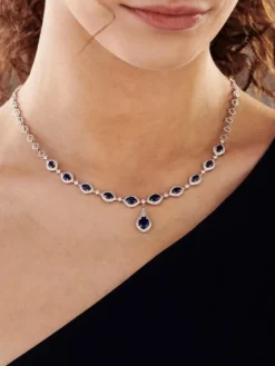 Naszyjnik z białego złota z brylantami i szafirami - próba 585