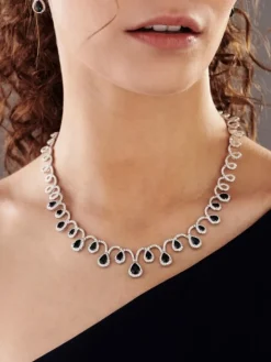 Naszyjnik z białego złota z brylantami i szafirami - próba 585