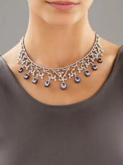 Naszyjnik z białego złota z diamentami i perłami - próba 750