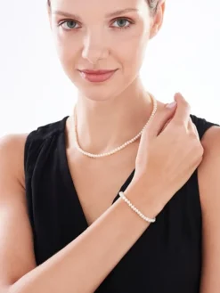 Naszyjnik z elementami z żółtego złota - perły