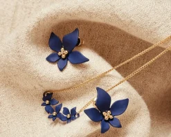 Naszyjnik z mosiądzu pozłacany - kwiaty