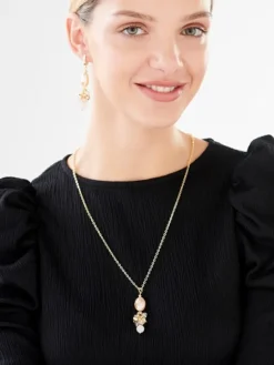 Naszyjnik z mosiądzu pozłacany z kwarcami i szklanymi detalami