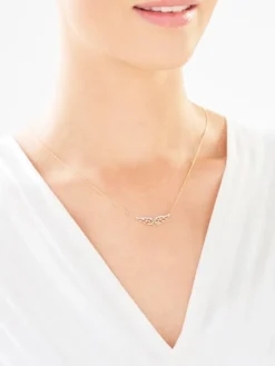 Naszyjnik z żółtego złota z diamentami - skrzydła - 0,02 ct - próba 375