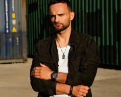 Naszyjnik ze stali szlachetnej z cyrkonią