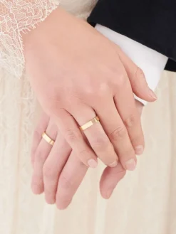 Obrączki Ślubne Apart.  Żółte złoto. Wzór 36