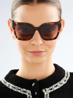 Okulary przeciwsłoneczne damskie, prostokątne, brązowe