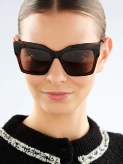 Okulary przeciwsłoneczne damskie, prostokątne, brązowe