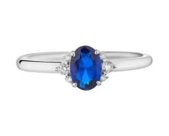 Pierścionek srebrny z cyrkoniami