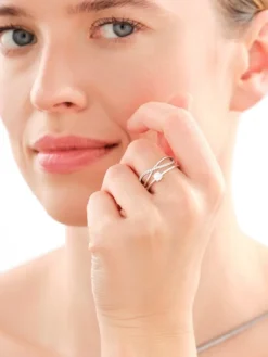 Pierścionek srebrny z cyrkoniami