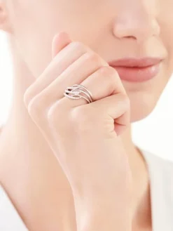 Pierścionek srebrny z cyrkoniami