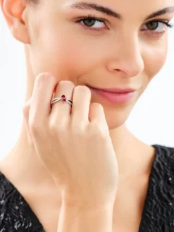 Pierścionek srebrny z cyrkoniami - serca