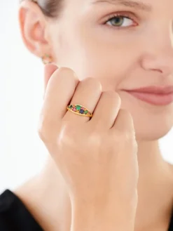 Pierścionek srebrny z cyrkoniami