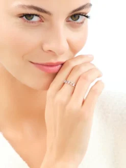 Pierścionek srebrny z cyrkoniami