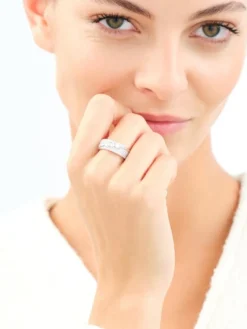 Pierścionek srebrny z cyrkoniami