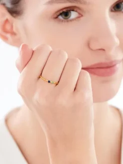 Pierścionek srebrny z cyrkoniami