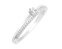 Pierścionek srebrny z cyrkoniami