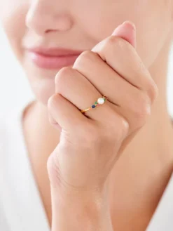 Pierścionek srebrny z perłą i cyrkoniami